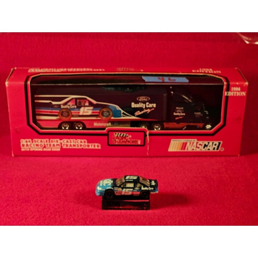QUALITY CARE RACING NASCAR #15 TRANSPORTER BUNDLE w/MATCHING STOCKCAR - NIB‎